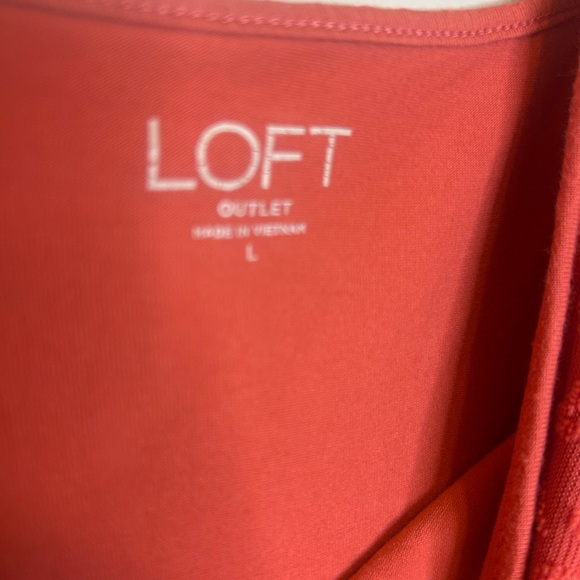 3 pack of Large Loft tank tops - Picture 10 of 11